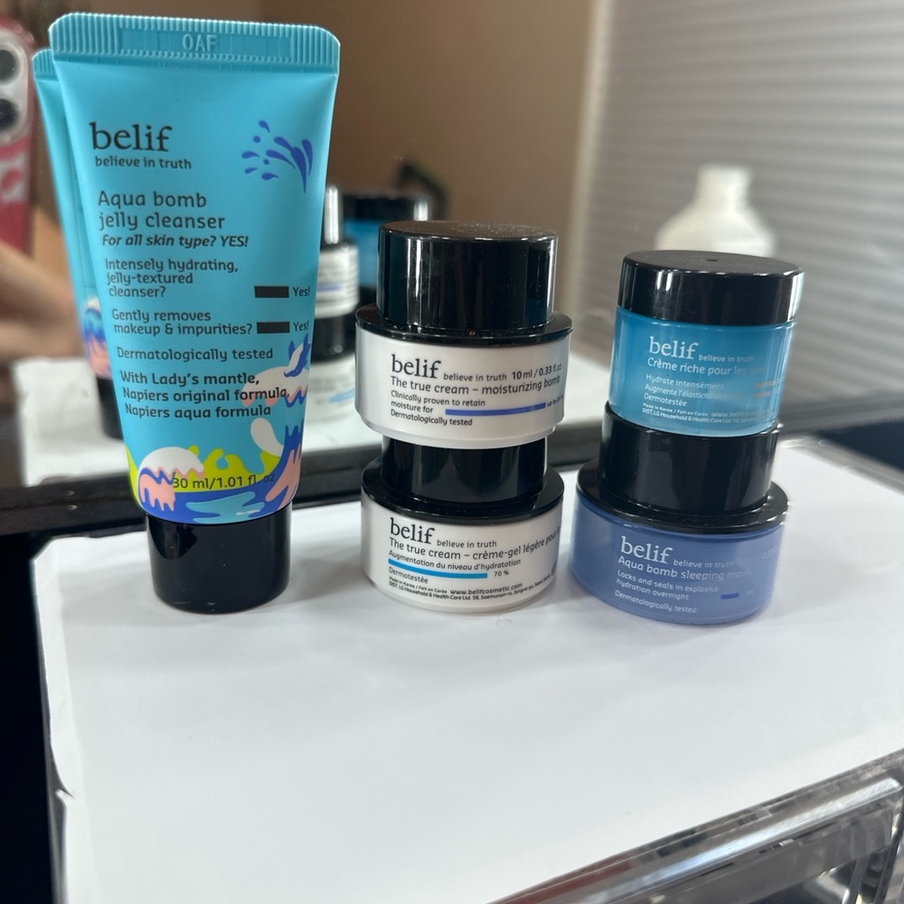 Belif Skincare Set with Aqua Bomb Jelly Cleanser TRAVEL